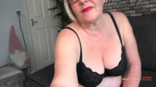 AuntJudysXXX – Boss Babe Chantelle Works Out A Sexy Arrangement With You POV