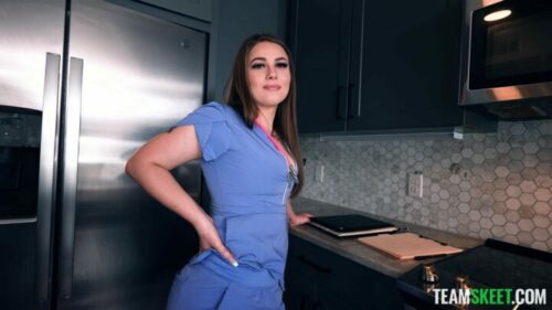IMadePorn – Richh Des Cutie With A Booty Earns Her Allowance