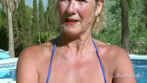 AuntJudys – POV : Mature MILF Molly Takes Up Pool Girl Duties And Sweetens The Deal