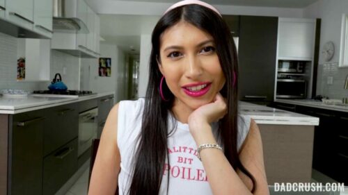 DadCrush – Penelope Woods Pouty Girl Uses Stepdad to Get Over Her Ex