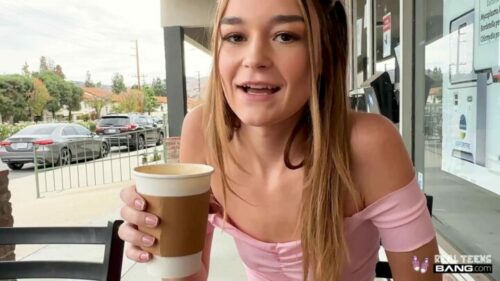 Bang RealTeens – Tiny Submissive Teen Della Cate Gets Creampied