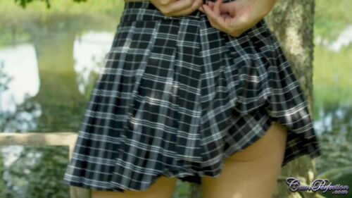 CumPerfection – Liz Rainbow Apple Thief