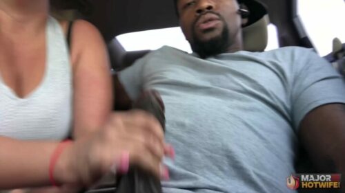 MajorHotWife – Russian Goddess Hotwife Handjob In The Car