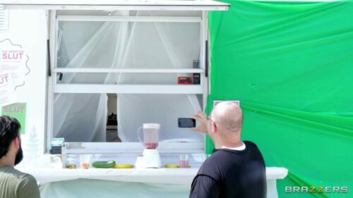 BrazzersExxtra – Out In The Open The Best Of Public Sex