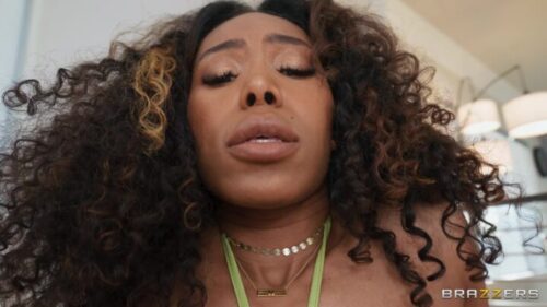 BrazzersExxtra – Nadia Jay And Abigaiil Morris Cumming Back For More