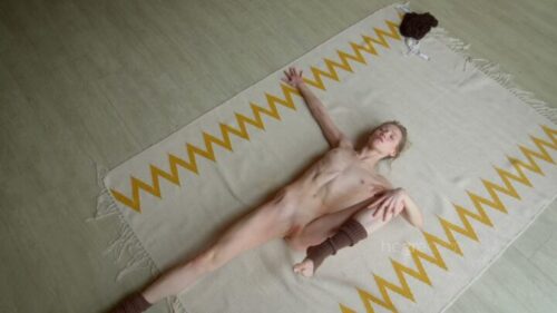 Hegre – Valeriia Sexy Stretching