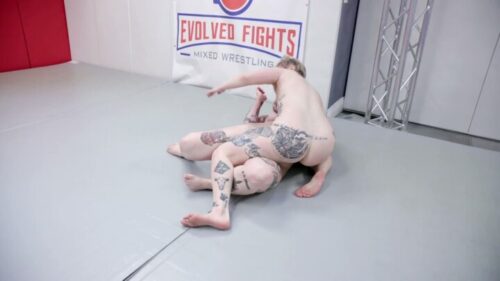 EvolvedFightsLez – Kaiia Eve Vs Olivia Vee