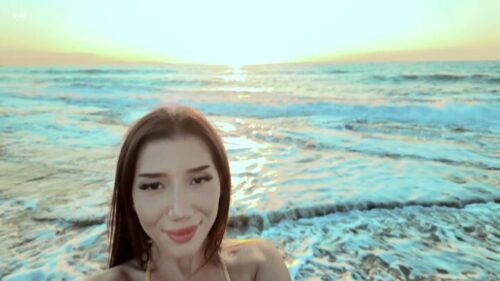 Watch4Beauty – Layla Scarlett Big Waves Backstage